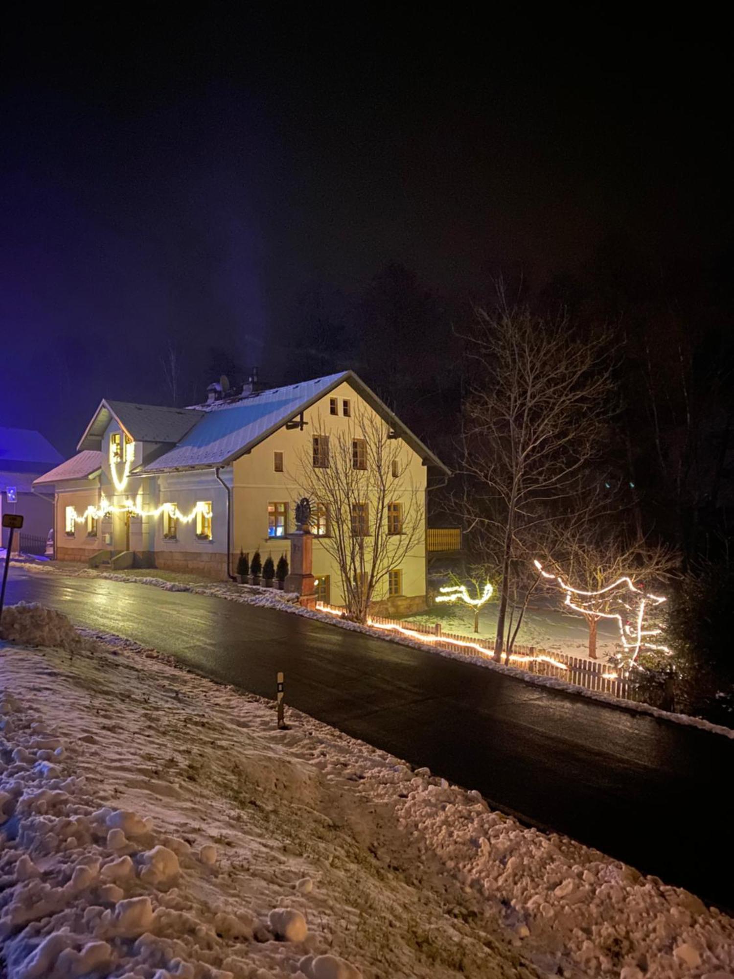 Droom B&B Cermna Exteriör bild